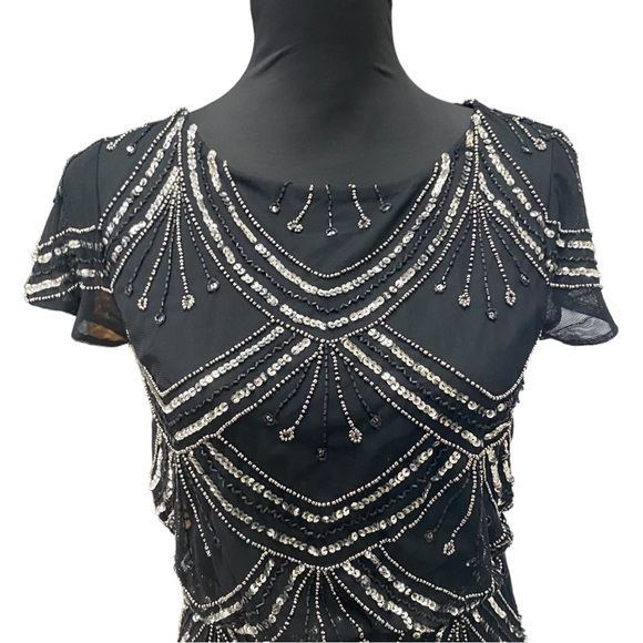 Adrianna Papell Black and Silver Beaded Blouson Formal Gown - Picture 9 of 11